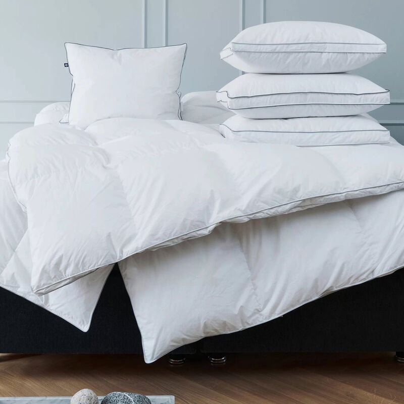 Familon Hotel Style Down untuvapeitto 150x210 cm 690 g